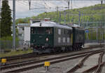 Zum Fest 150 Jahre Nationalbahn durfte Bm 4/4 II 18451 nach einer kleinen Ewigkeit von 10 Jahren endlich wieder an die frische Luft und wurde von Ae 3/5 10217 an ihren fr�heren Einsatzort nach